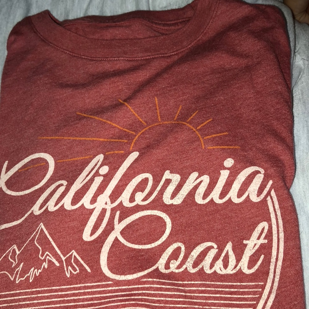 a california tee shirt in great condition